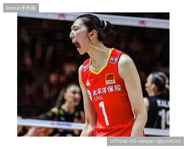 吴梦洁拦网发球:从“小球员”到“网球王者”的精彩转变 吴梦洁拦网发球:从“小球员”到“网球王者”的精彩转变